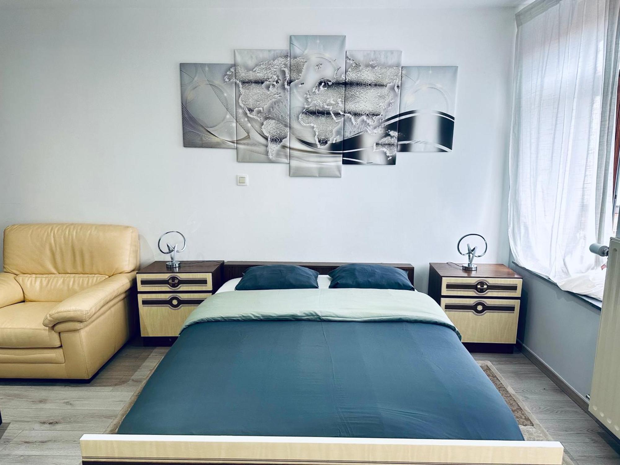 Chambre Et Sdd Privees Dans Une Maison Partagee Avec Des Residents 蒙斯 外观 照片